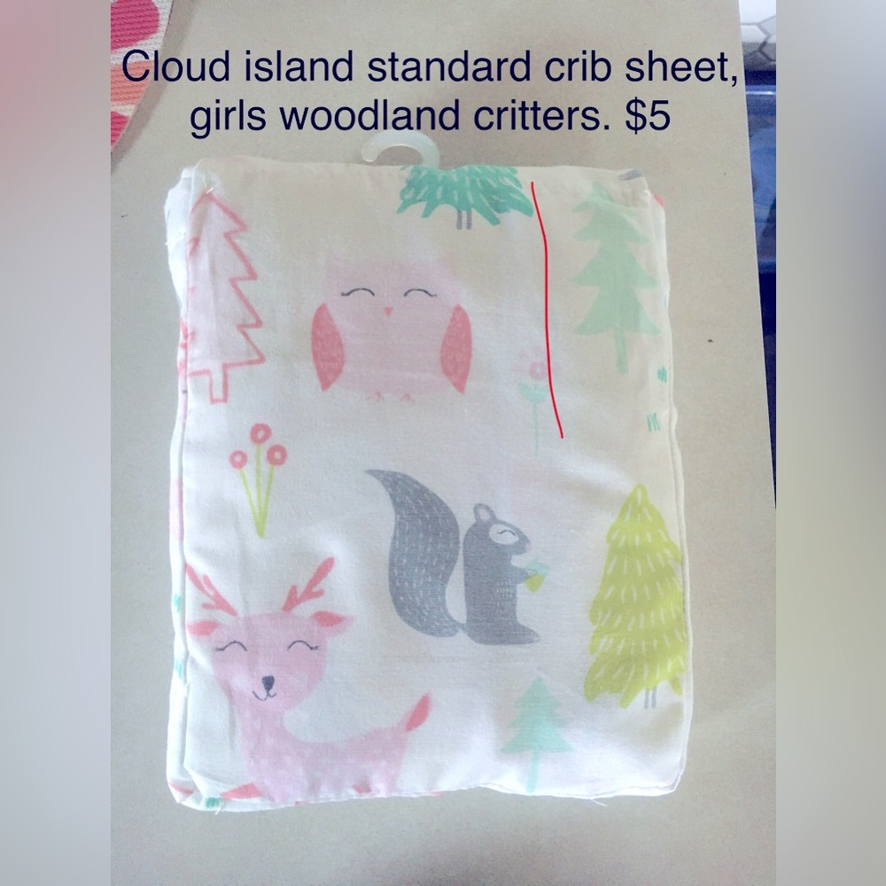 Woodland critter girls standard crib sheet. Cloud island. EUC smoke free